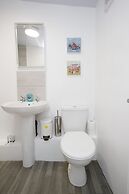 Kirkstall Serviced Apartments Leeds