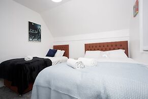 Kirkstall Serviced Apartments Leeds