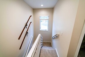 The Snowberry Sanctuary Lakefront Georgetown