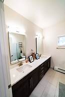 The Snowberry Sanctuary Lakefront Georgetown