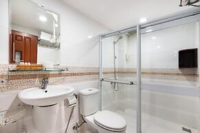 King Hotel Saigon Airport