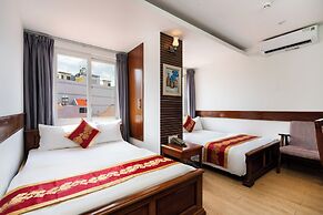 King Hotel Saigon Airport