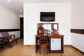 King Hotel Saigon Airport