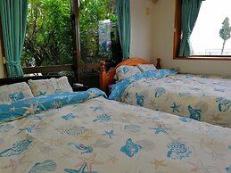 Sea Side House POLEPOLE