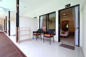 Villa & Hotel B52 Gili Air