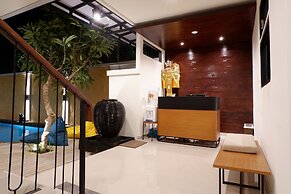 Villa & Hotel B52 Gili Air