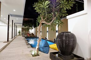 Villa & Hotel B52 Gili Air