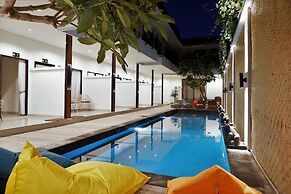 Villa & Hotel B52 Gili Air
