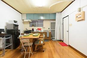 Naha Asahibashi Condominium HOLIDAY