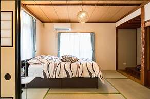 Naha Asahibashi Condominium HOLIDAY
