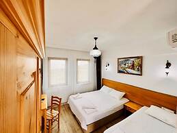 Sukha Inn Otel & Beach