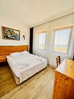 Sukha Inn Otel & Beach