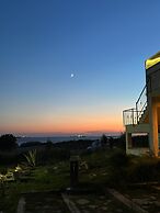 Sukha Inn Otel & Beach