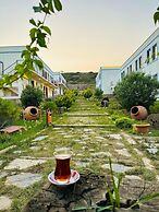 Sukha Inn Otel & Beach