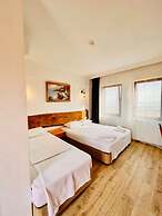 Sukha Inn Otel & Beach