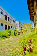 Sukha Inn Otel & Beach