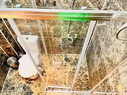 Sukha Inn Otel & Beach