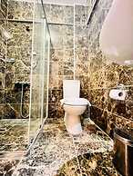 Sukha Inn Otel & Beach