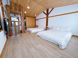 Suehirodori Japanese Entire Home No2