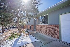 Dog-friendly by the Garden & OCC Shops & Dining