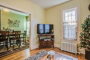 5bddowntown Victorian Charmhot Tub, Firepit