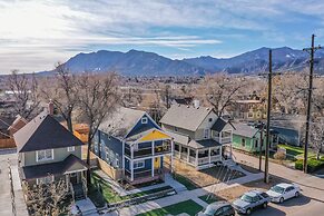 Trendy Urban Neighborhood & Dog-friendly Downtown