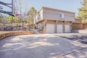 Verdant Oasisluxury, Traveler's Home W/hottub!