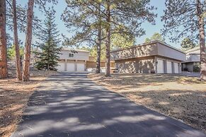 Verdant Oasisluxury, Traveler's Home W/hottub!