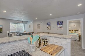 Verdant Oasisluxury, Traveler's Home W/hottub!