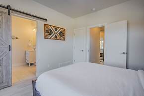 Modern Rooftop Patio New-build Townhome in COS