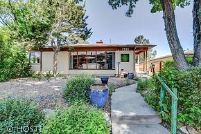 3bdmid-century Modernhot Tub, Grill, Close to DT