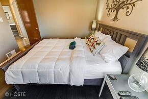 3bdmid-century Modernhot Tub, Grill, Close to DT