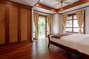 4 Bedroom Villa TG39 on Beach Front Resort SDV285-By Samui Dream Villa