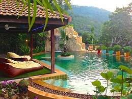 Ever Dreamed of staying in a 3 Bedroom Castle SDV044B - By Samui Dream