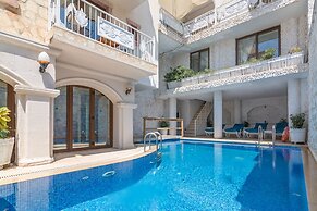 Kalkan Oasis Hotel - Adults Only