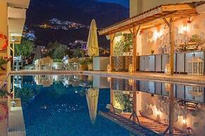 Kalkan Oasis Hotel - Adults Only