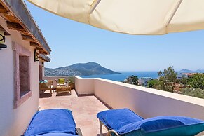 Kalkan Oasis Hotel - Adults Only