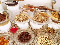 Kalkan Oasis Hotel - Adults Only