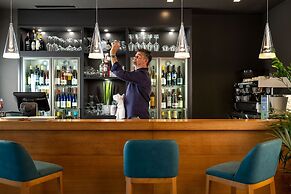 Palace Lido Hotel & Suites