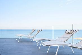 Palace Lido Hotel & Suites