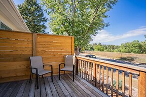 Colorado Springs Golf Value! 3 Bds, Dog-friendly