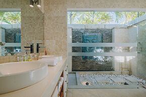 Deep Blue Villa