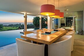 Deep Blue Villa