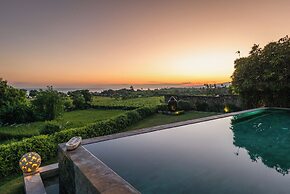 Deep Blue Villa