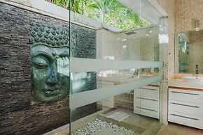 Deep Blue Villa
