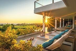 Deep Blue Villa