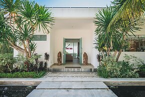 Deep Blue Villa