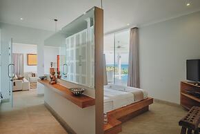Deep Blue Villa