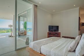 Deep Blue Villa