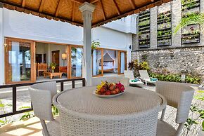 Spice House inn Down Stair